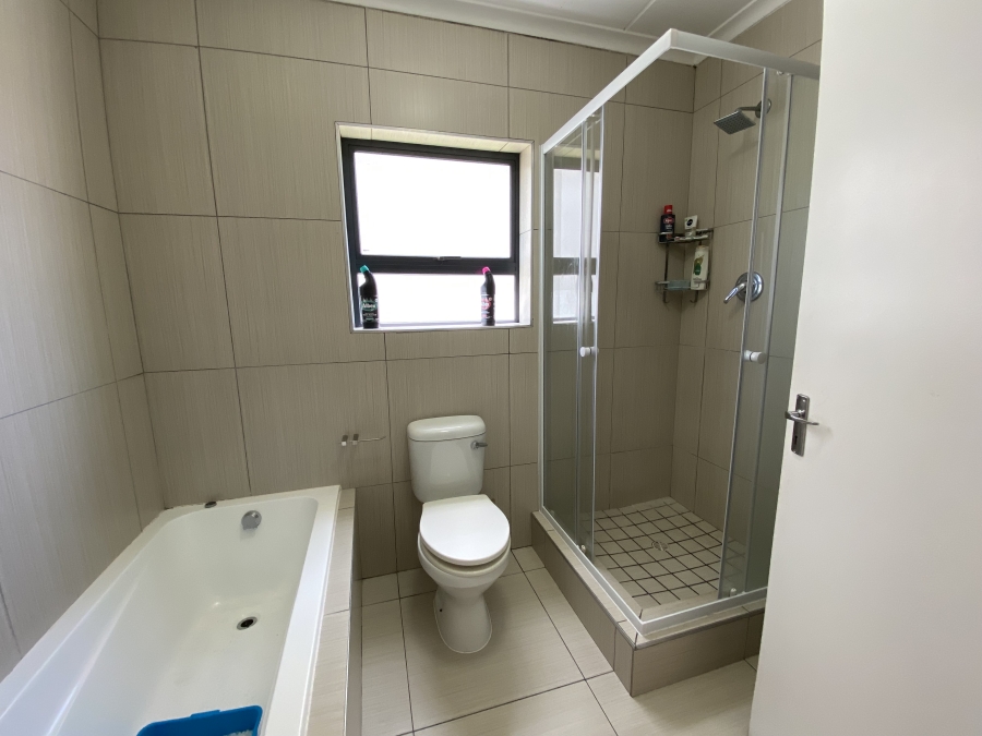 To Let 2 Bedroom Property for Rent in Parklands East Western Cape